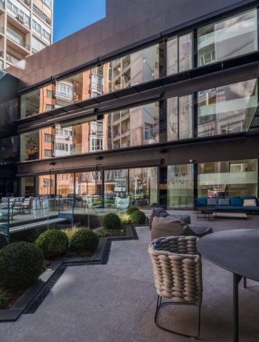Edificio_comercial_oficinas_Madrid_GT_exterior_43.jpg